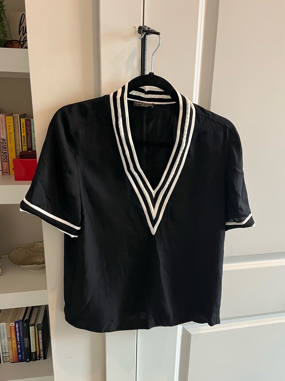 Rag & Bone short sleeve blouse with v-neck detail